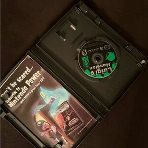 Luigi's Mansion GameCube Disc